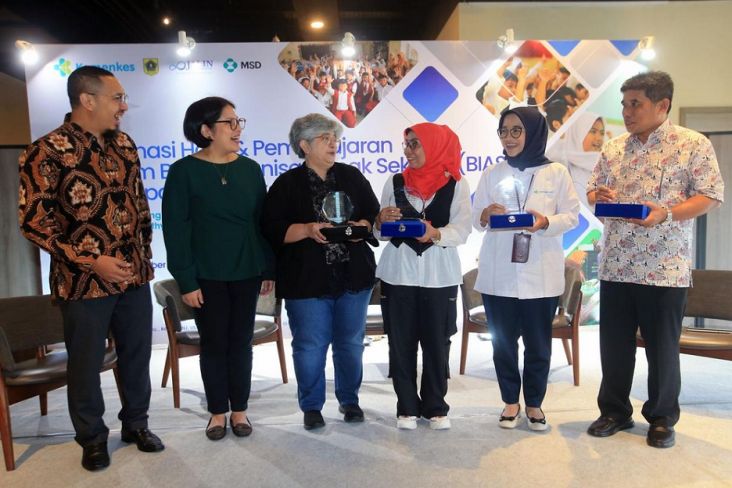 "Demi Kesehatan Generasi Muda, Ratusan Ribu Anak Putus Sekolah Dapat Layanan Imunisasi yang Terjamin"