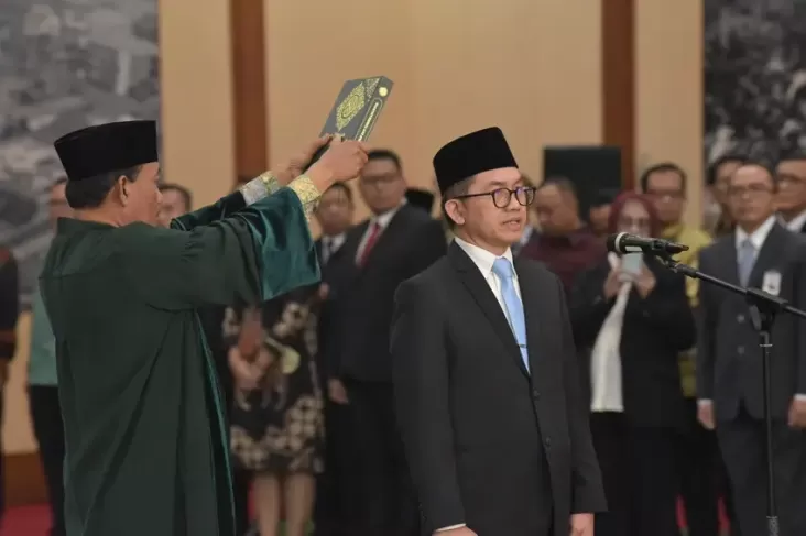 "Pesta Pelantikan: Muhammad Taufiq Jadi Kepala LAN yang Baru!"