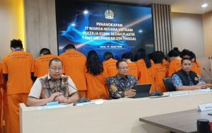 “Kepergok! Pekerja Klinik Bedah Kecantikan Asal Vietnam Diamankan Imigrasi”