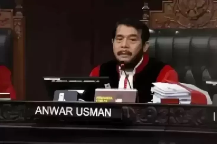 Anwar Usman Tak Hadir, Sidang Panel 3 Sengketa Pilkada Ditunda