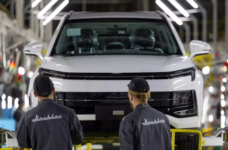 Joe Biden Memerintahkan Mobil China dan Rusia untuk Tidak Beroperasi di AS