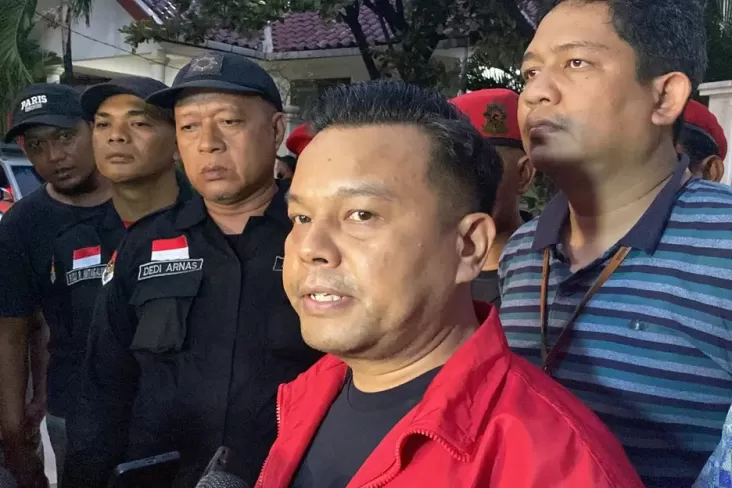 PDIP’s Legal Team Unveils Hasto’s Confiscated Possessions, from Literature to Flash Drive