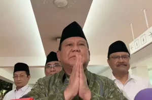 Prabowo Minta Aparat Bersihkan Diri Sebelum Dibersihkan, Ini Peringatan Kerasnya!