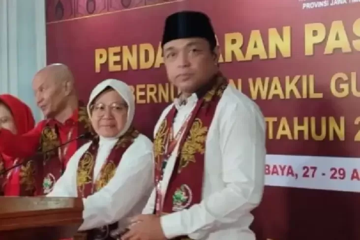 MK Menolak Gugatan Risma-Gus Hans, Pilgub Jatim Kembali Dikecam

Pengadilan Konstitusi (MK) menolak gugatan yang diajukan oleh pasangan calon Risma-Gus Hans terkait hasil Pemilihan Gubernur Jawa Timur (Jatim). Putusan ini kembali menuai kecaman dari berbagai pihak terkait ketidakadilan dalam proses pilgub tersebut.