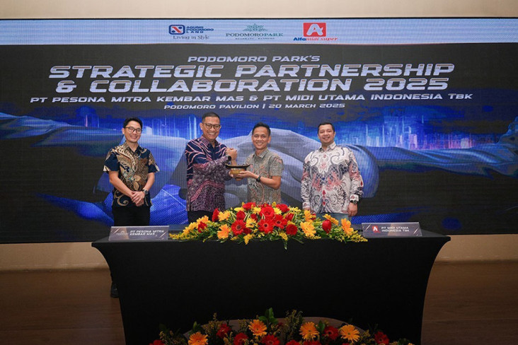 "Podomoro Park Bandung: Mengembangkan Kerjasama Strategis untuk Membangun Bisnis yang Kuat"