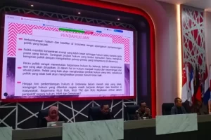 “Saut Situmorang: Penyelidikan Intel Jaksa di RUU Kejaksaan Tidak Sesuai!”