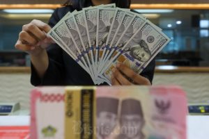 Kurs Mata Uang Hari Ini: Rupiah Melemah ke Rp16.700