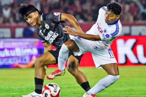 Ketiga Keunggulan Arema FC Terbongkar! Ancaman Serius Persebaya di Derbi Jawa Timur
