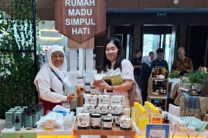 Kisah Tiwi: Pembudi Daya Rumah Madu Simpul Hati UMKM Pertamina