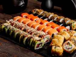 Suka Sushi? Ini 5 Restoran Sushi Viral di Jogja dengan Salmon Melimpah dan Harga Terjangkau