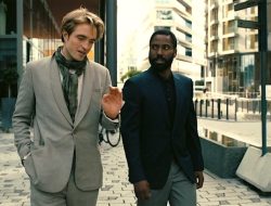 5 Film Robert Pattinson 2020-an, Berbagai Genre!