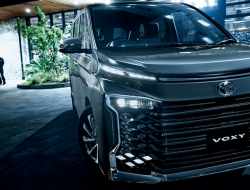 Toyota Voxy 2026: MPV Keluarga Mewah dengan Desain Futuristik