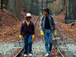 7 momen paling mengesankan Steve dan Dustin di Stranger Things, pasangan terbaik!