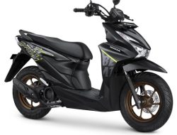 Honda Beat Street 2026 Hitam Dop, Gaya Street Tanpa Cover Stang, Performa Tangguh dan Handling Lincah Harian