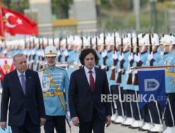Mengapa AS Lebih Menghargai Investor Erdogan: Eropa Berbicara, Turki Bertindak