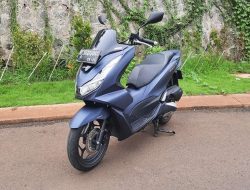 Honda PCX 160 Putih: Rahasia Sukses yang Membuat Laris!