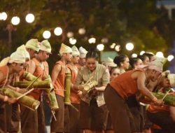 Festival Ronthek Pacitan, Tradisi Malam yang Bangkitkan Wisata dan Ekonomi Kreatif