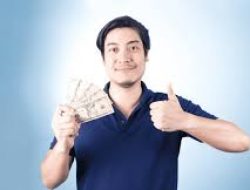 Raup Rp 500 Ribu Sehari Jadi Alasan Warto Tetap Nyapu Koin Meski Dilarang, Sebut Kompensasi Percuma