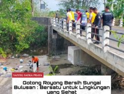Keluarga Sungai Watch Puji Kebersihan Sungai di Lamongan