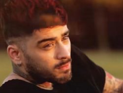 Lirik dan Terjemahan Lagu Sideways – ZAYN: I Miss Lookin’ at You Sideways